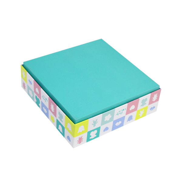 Custom-Luxury-Sports-Insert-Packaging-Boxes