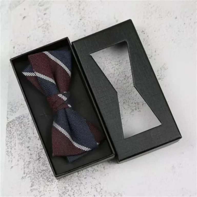 Custom-Printed-Window-Tie-Packaging-Boxes-For-Brand-Display